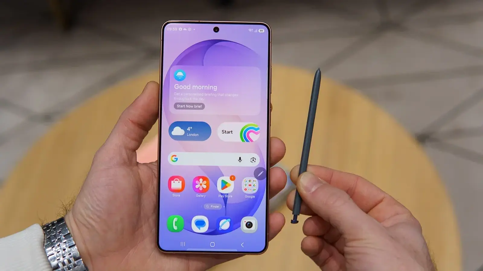 Samsung Galaxy S27 Ultra: voorkant vrijwel identiek