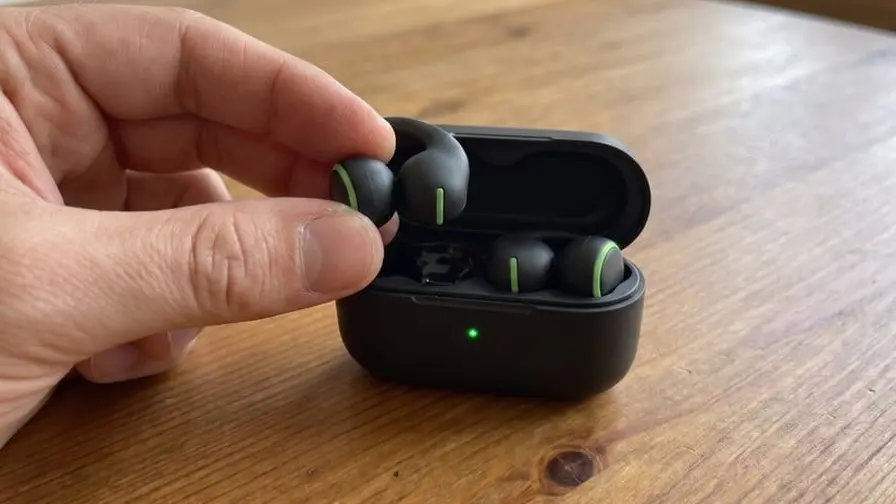 Gelekte marketingbeelden van Samsung Galaxy Buds On