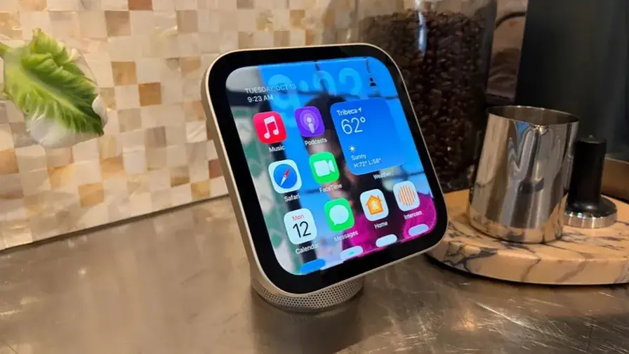 Apple test luxe HomeView met 9-inch scherm en robotarm
