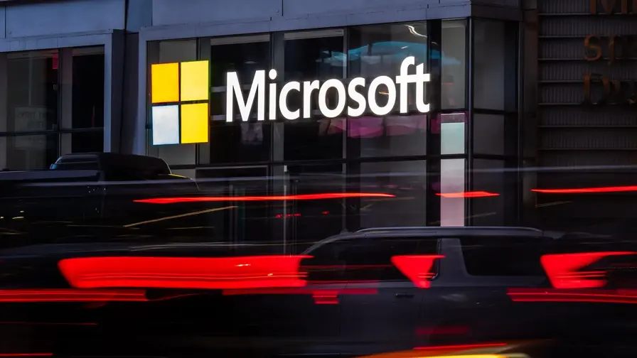 Microsofts X-account volgde gehackt Clippy-account en deelde